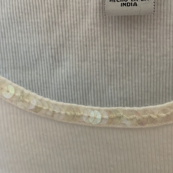 White tank top with sequins - Picture 2 of 3